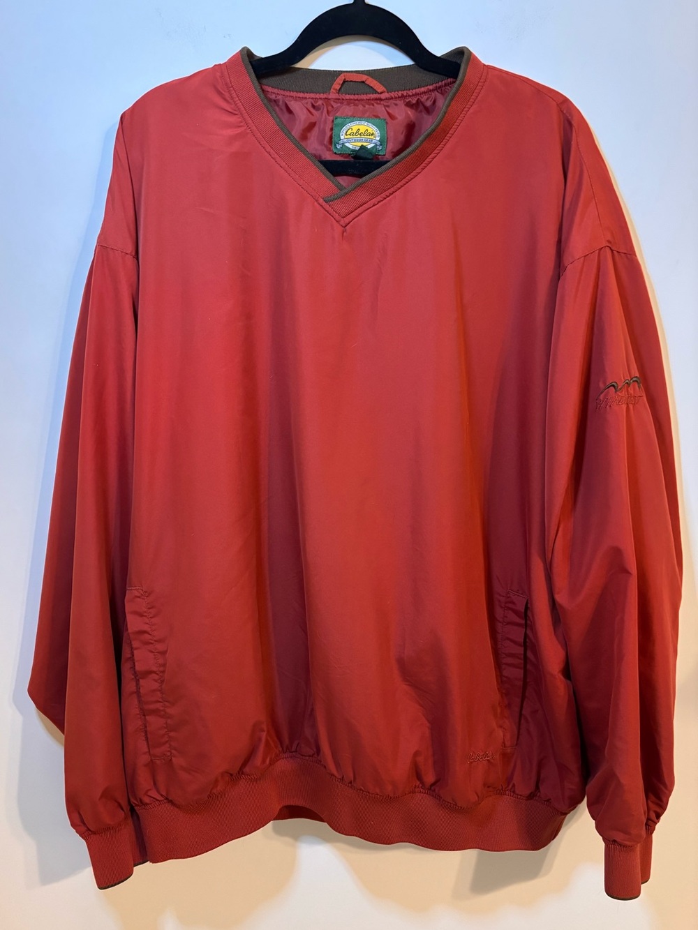 Cabela’s Men’s Windcrest V-neck pullover